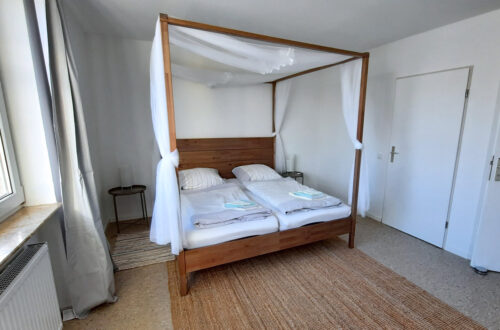 Maison Fasson Ferienwohnung 2 Schlafzimmer mit Himmelbett